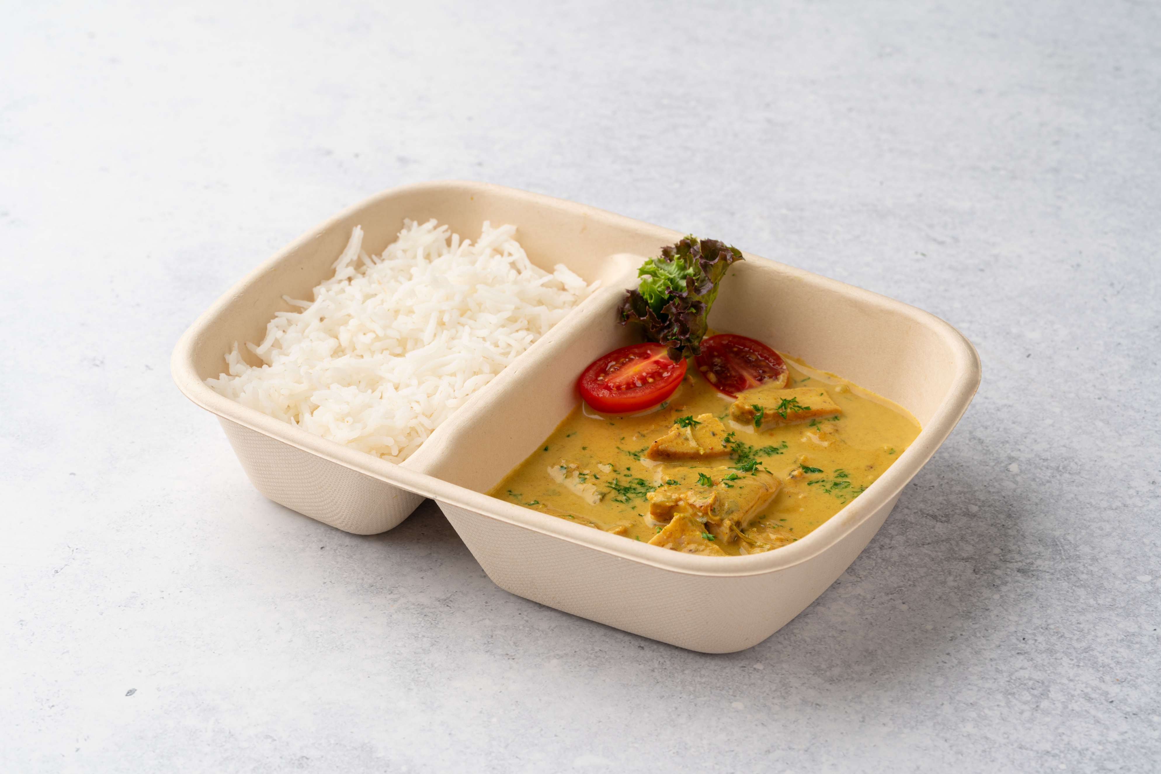 Chicken Curry with White Rice and Yogurt Sauce